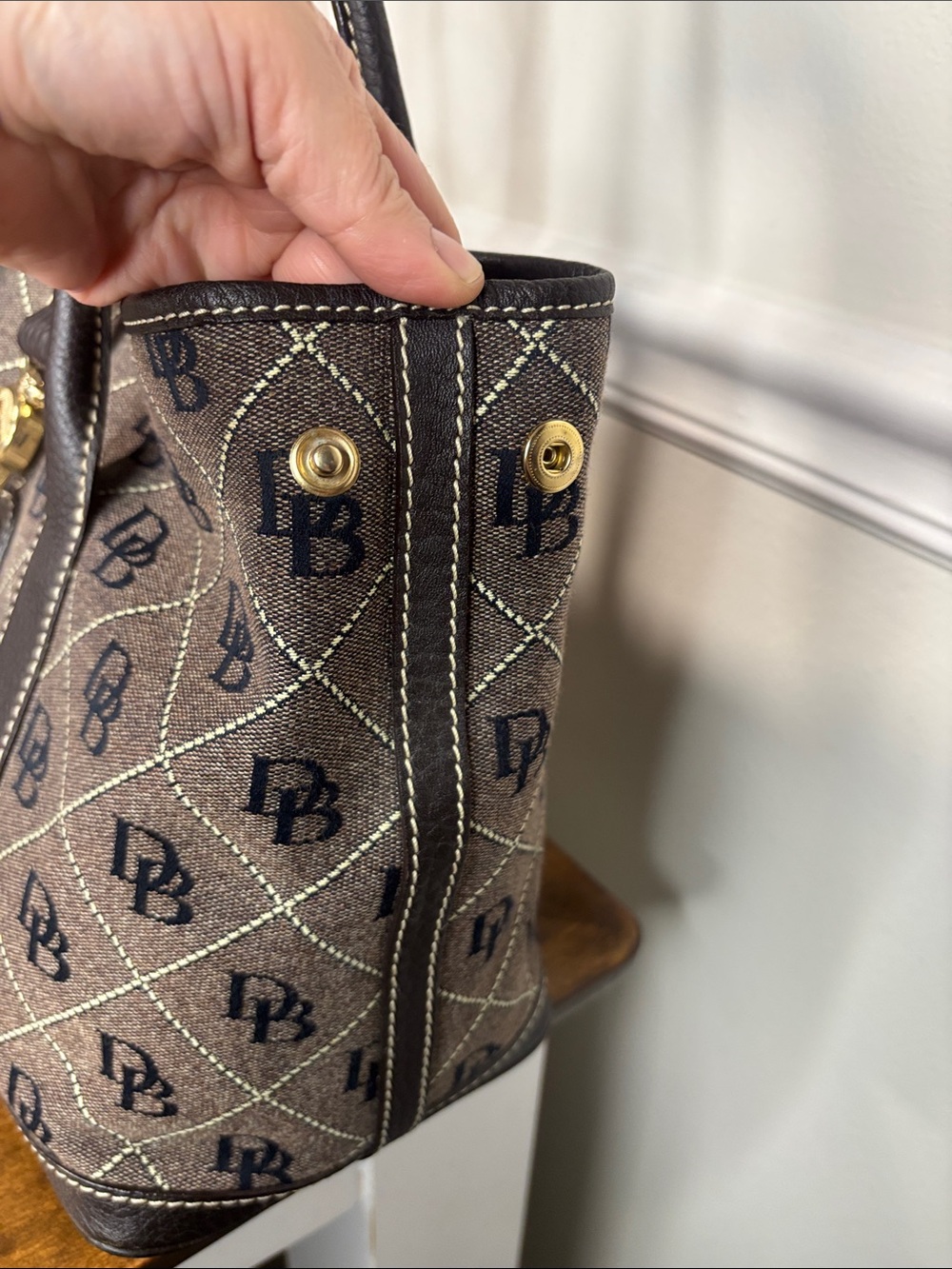 Dooney & Bourke Brown Signature Tote Bag with Logo Clasp Lock Hardware - Picture 12 of 13